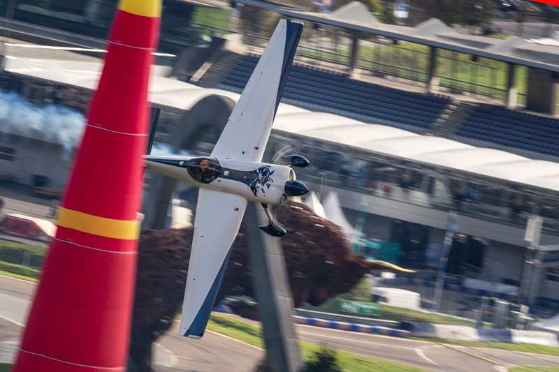 Mike Mangold Red Bull air racer
