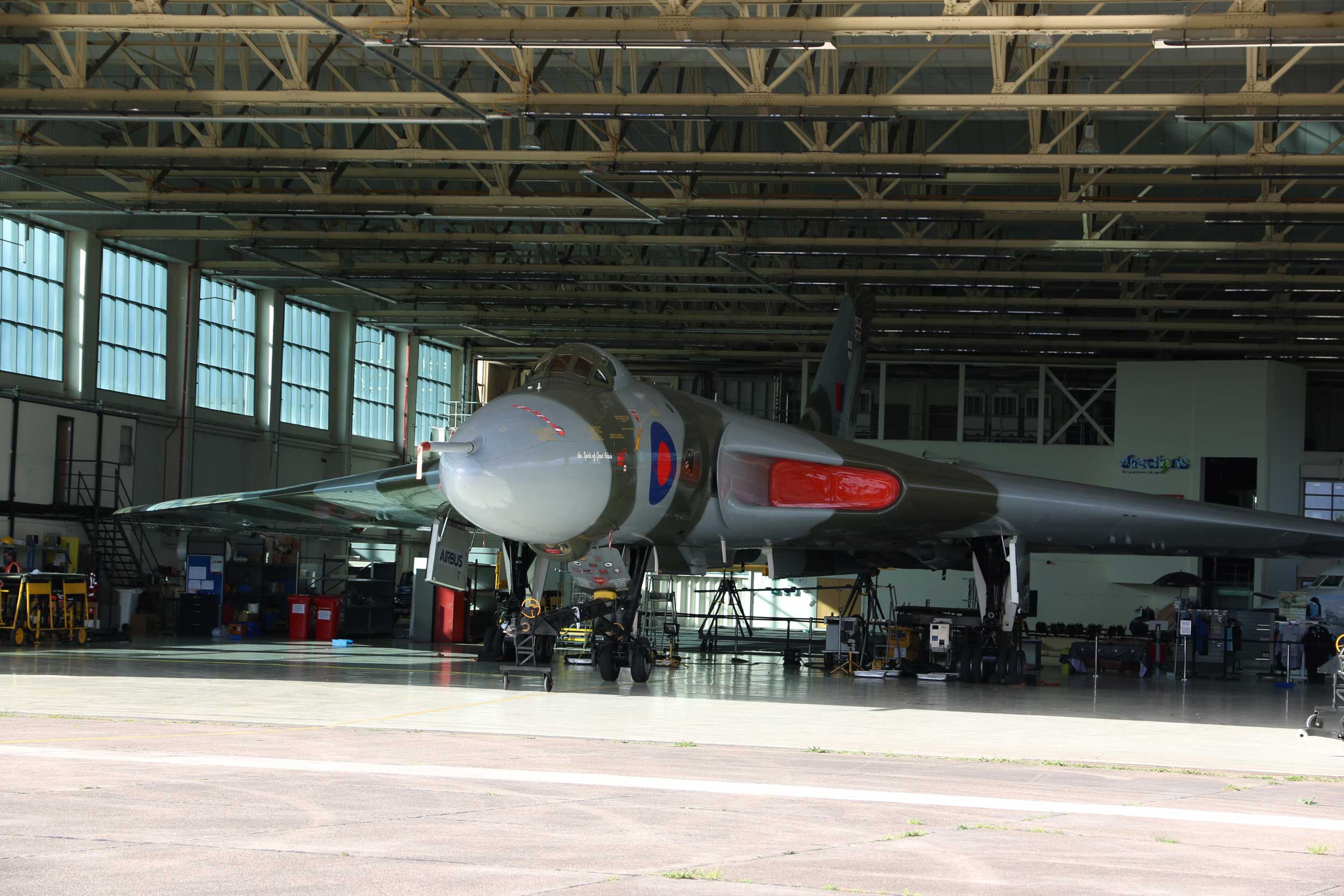 Vulcan XH558 hangar