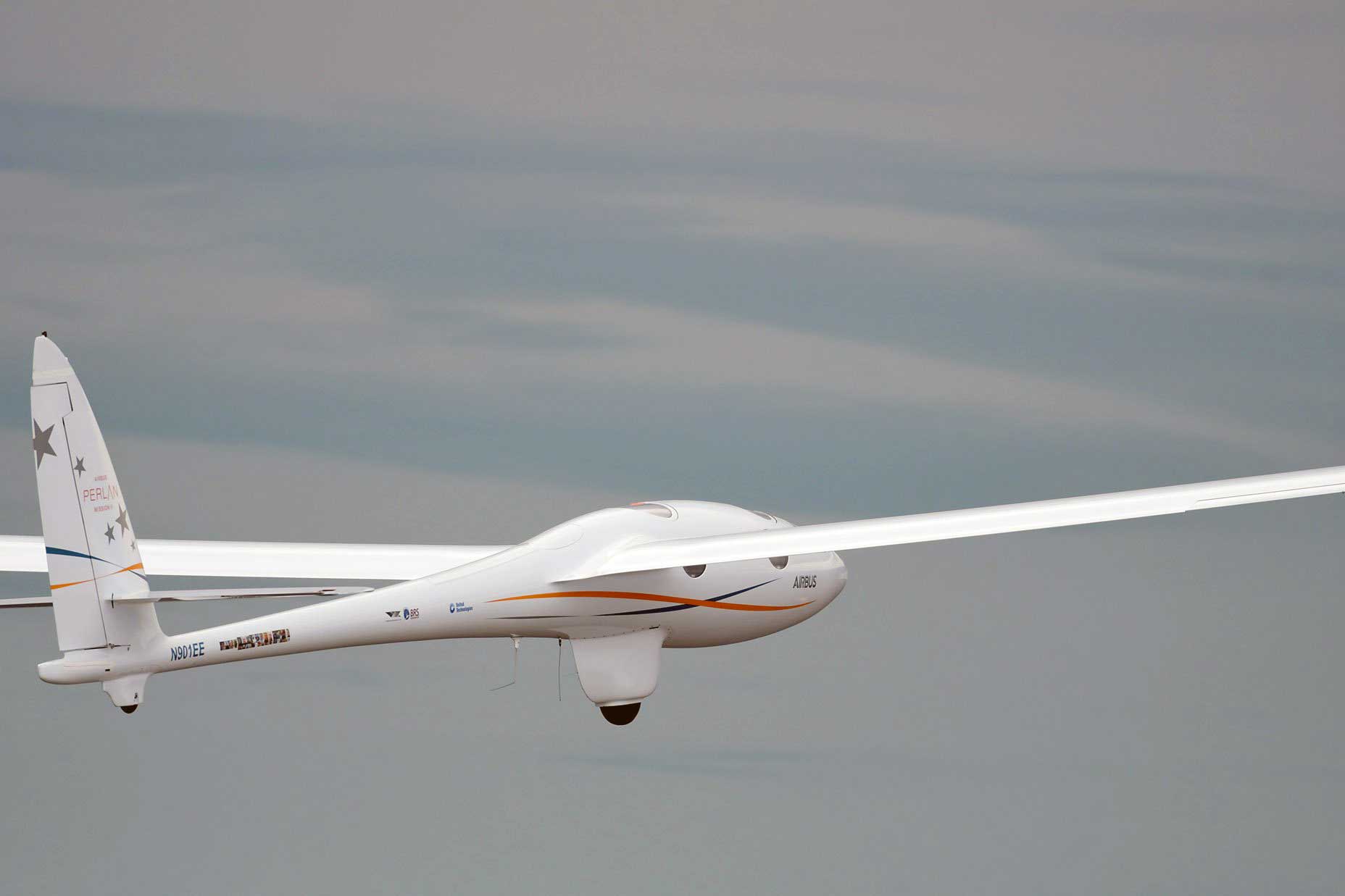 perlan glider reaches 30 615ft flyer ft flyer
