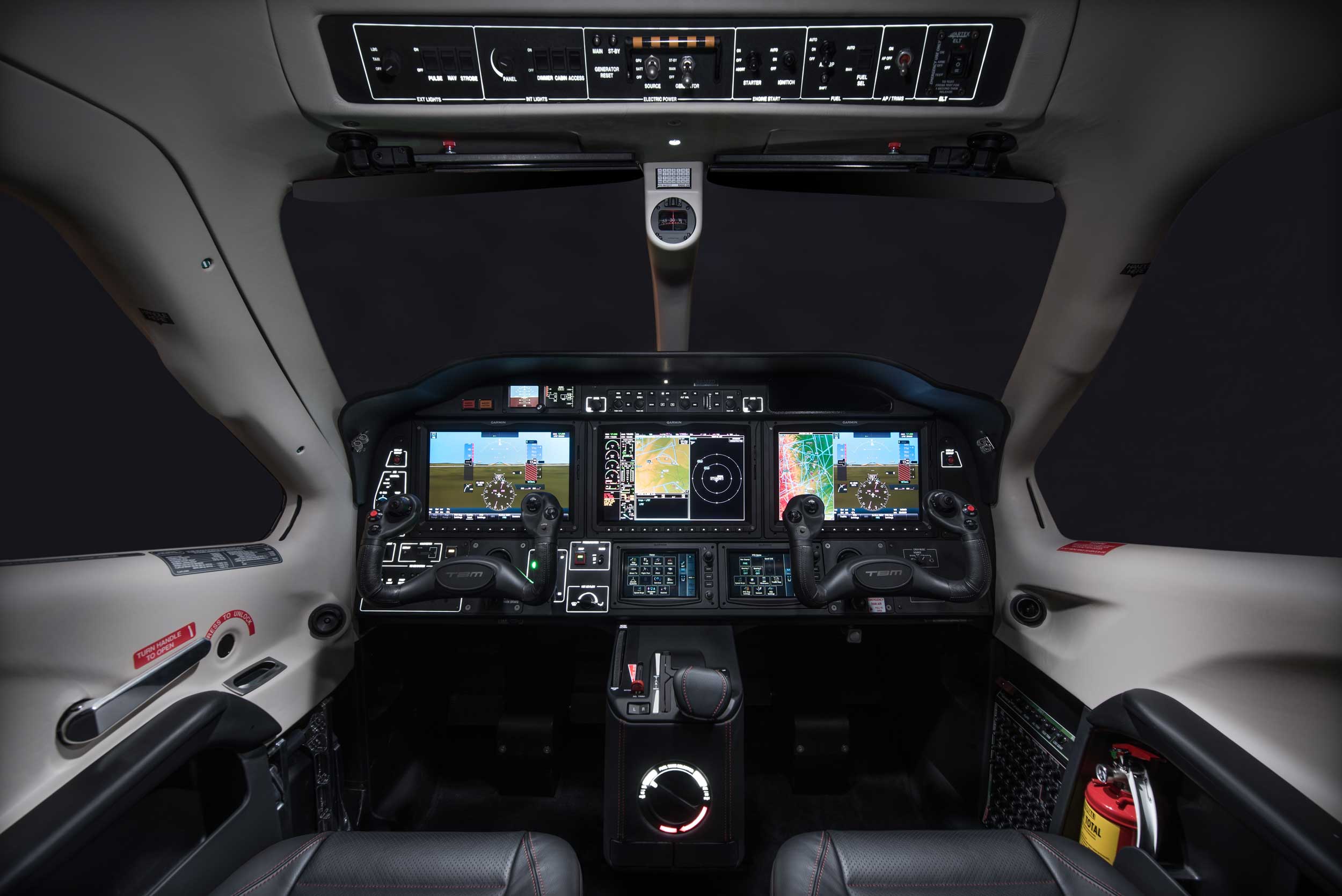 TBM 930 flightdeck