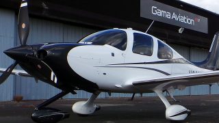 Gama Aviation Cirrus SR22