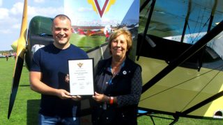 Jon Hartle VAC taildragger winner