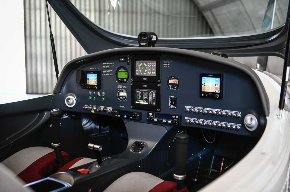 Bristell Energic cockpit