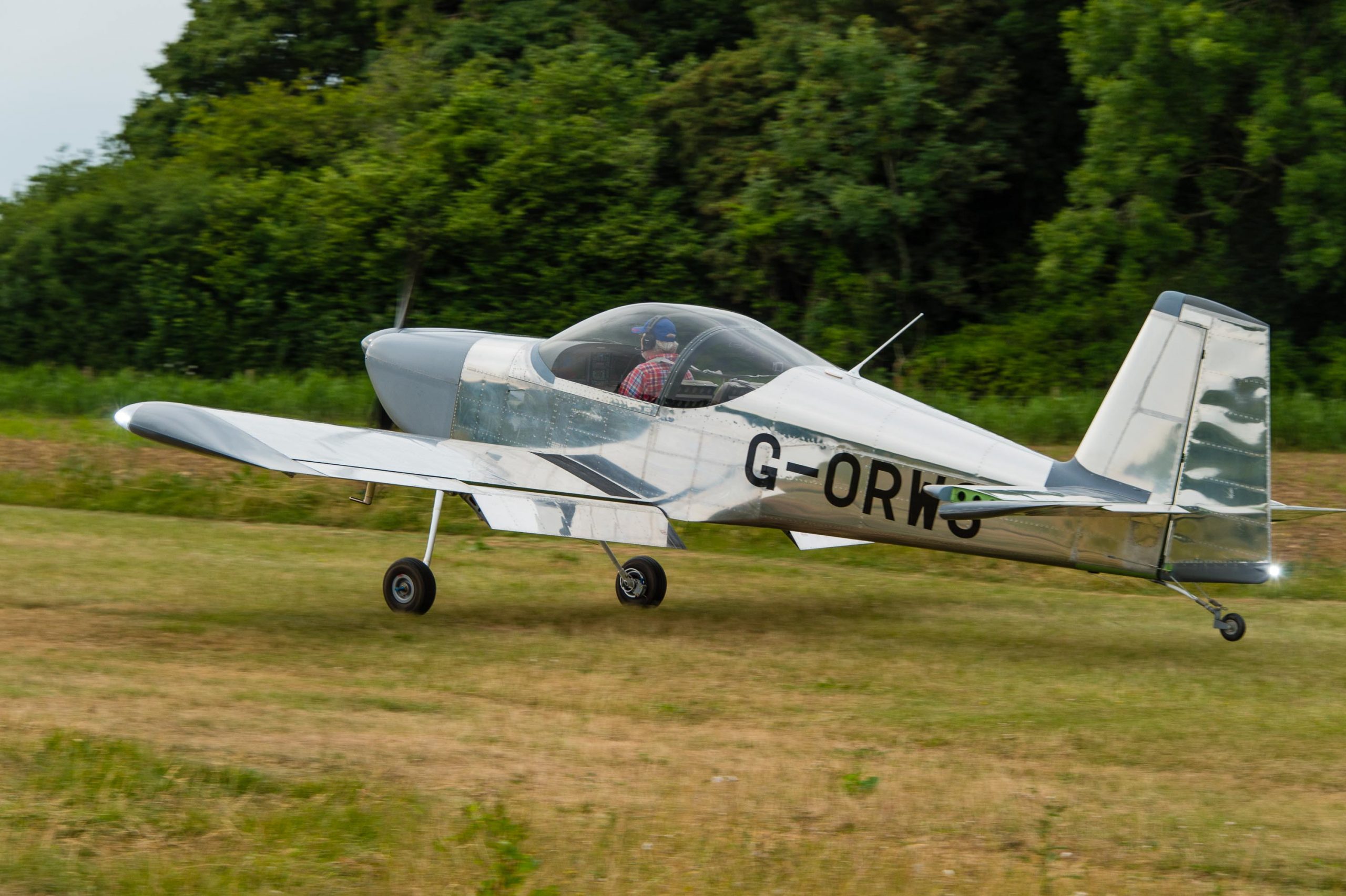 Arashigaoka hykleri forår UK's first Van's Aircraft RV-14 takes flight : FLYER