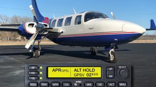 Piper Aerostar S-TEC autopilot